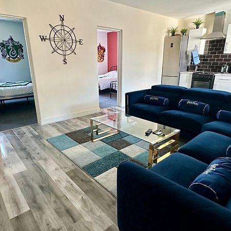 Wizards Corner Spacious 3 Bed Near Watford Junction Экстерьер фото