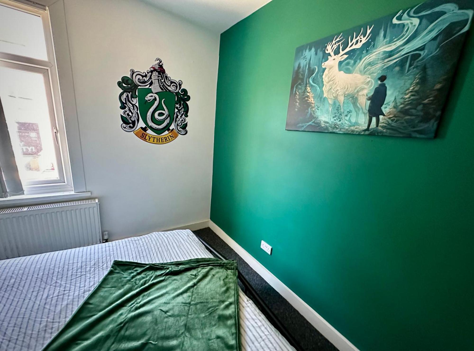 Wizards Corner Spacious 3 Bed Near Watford Junction Экстерьер фото