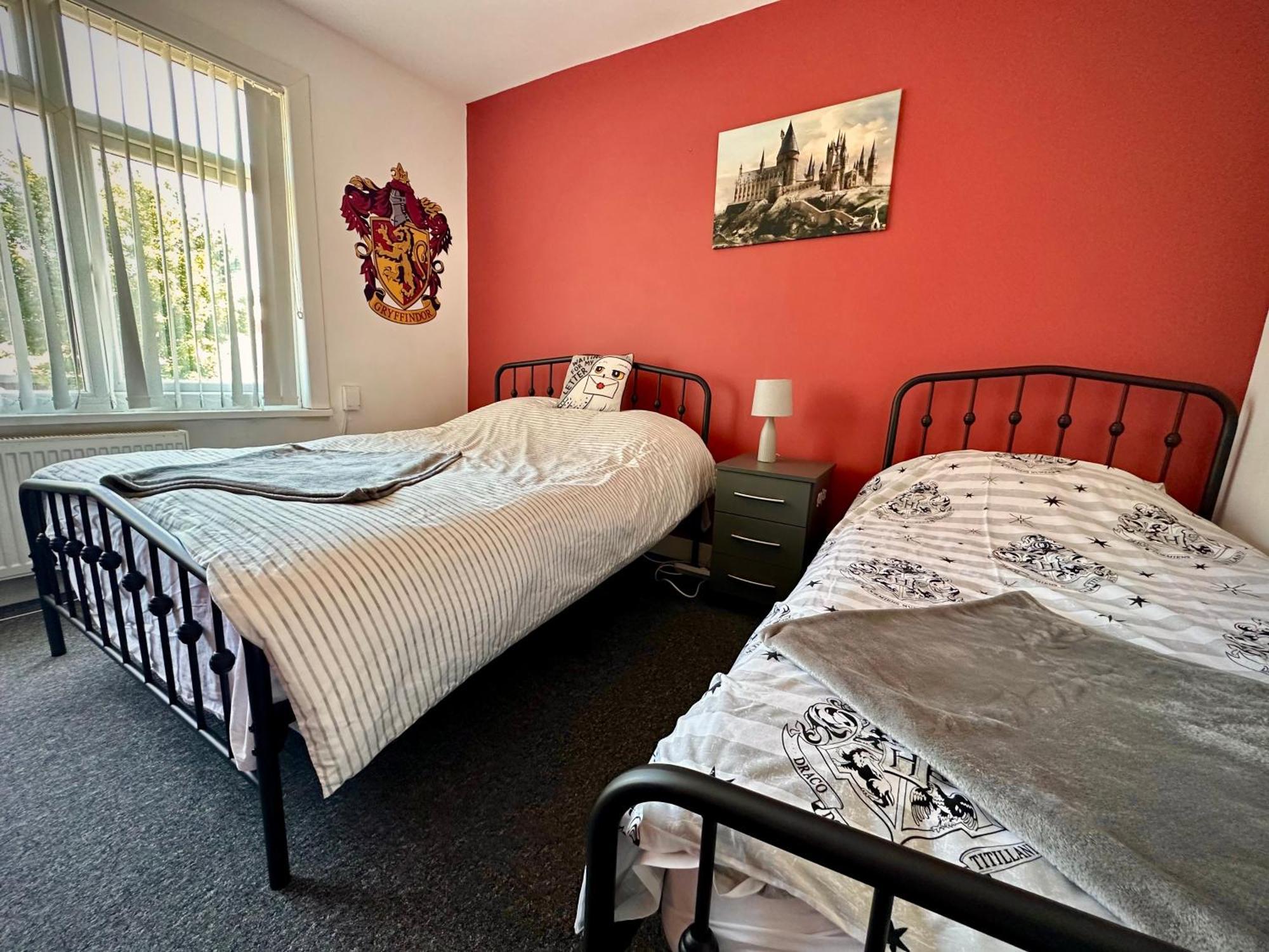 Wizards Corner Spacious 3 Bed Near Watford Junction Экстерьер фото